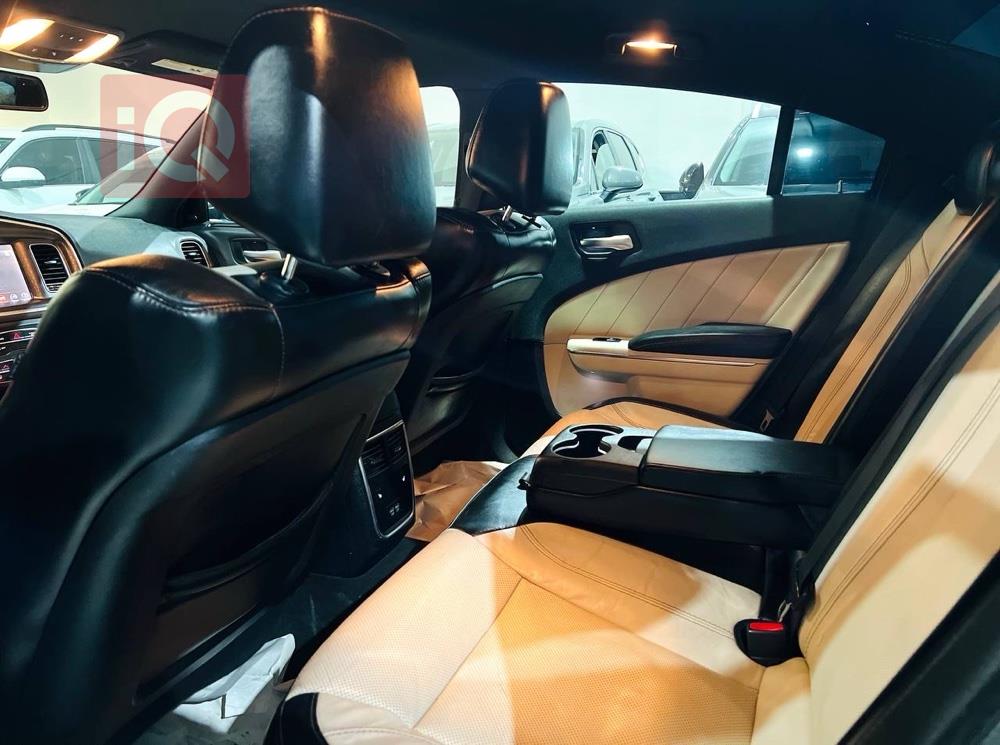 دودج تشارجر